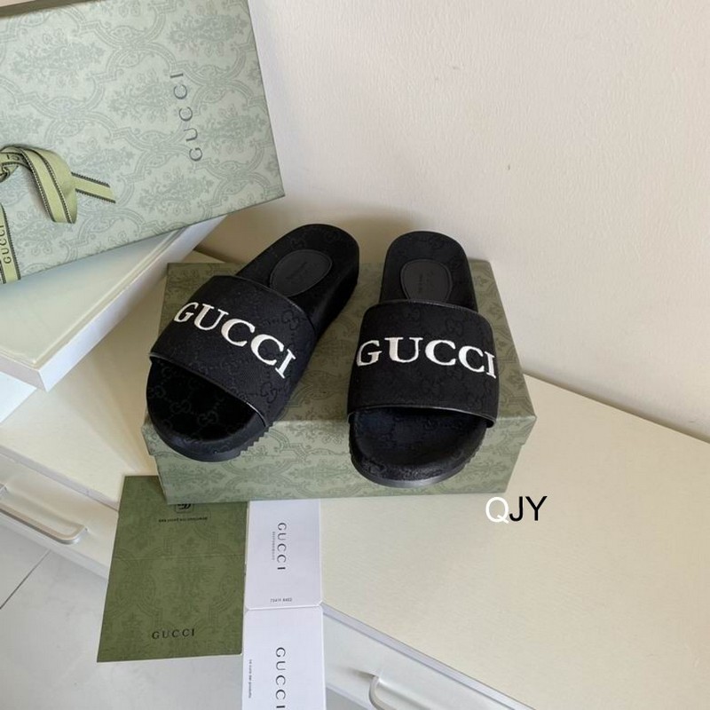 Gucci Women's Slippers 119